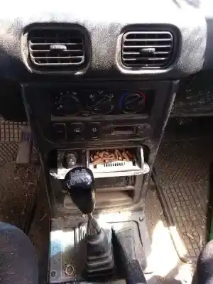 Verschrottungsfahrzeug mitsubishi galloper (hyundai) 2.5 turbodiesel des jahres 2000 angetrieben d4bh