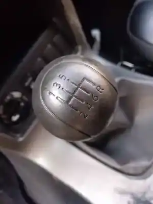 Здавання транспортного засобу nissan pathfinder (r51) 2.5 dci xe року 2008 потужний yd25ddti
