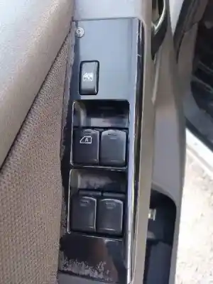 Здавання транспортного засобу nissan pathfinder (r51) 2.5 dci xe року 2008 потужний yd25ddti