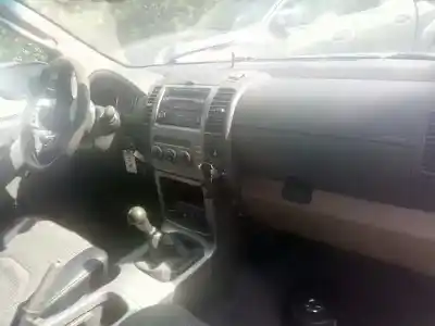Здавання транспортного засобу nissan pathfinder (r51) 2.5 dci diesel cat року 2005 потужний yd25ddti