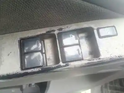 Здавання транспортного засобу nissan pathfinder (r51) 2.5 dci xe року 2008 потужний yd25ddti