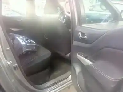 Veículo de Sucata nissan np300 pick-up (d23) acenta double cab 4x4 do ano 2016 alimentado ys23