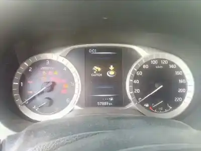 Veículo de Sucata nissan np300 pick-up (d23) acenta double cab 4x4 do ano 2016 alimentado ys23