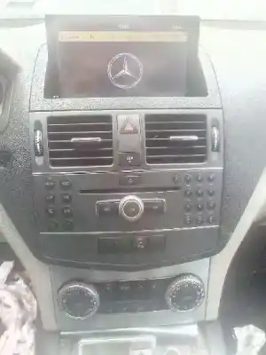 Scrapping Vehicle mercedes-benz clase c (w204) berlina c 180 kompressor blueefficiency (204.044) of the year 2009 powered 271910