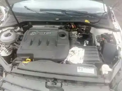 Vehicul casat volkswagen golf vii lim. (5g1) sport bluemotion al anului 2014 alimentat crbc