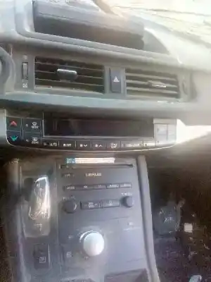 Scrapping Vehicle lexus ct 200h of the year 2011 powered 2zrfxe