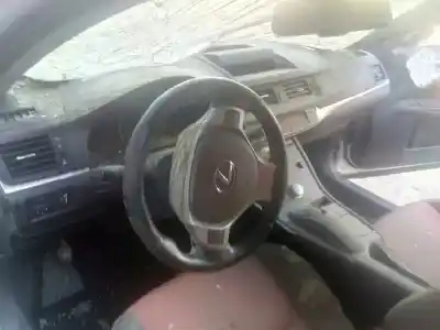 Scrapping Vehicle lexus ct 200h of the year 2011 powered 2zrfxe