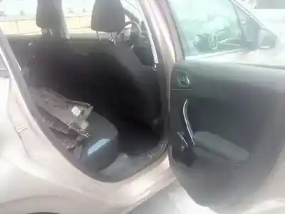 Veículo de Sucata peugeot 208 allure do ano 2012 alimentado 9hp