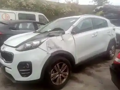 Veicolo di demolizione KIA                                                SPORTAGE                                                                                                                                                                                                                                                   Basic 2WD                                                                                                                                                                                                                                                  dell'anno 2018 alimentato G4FD