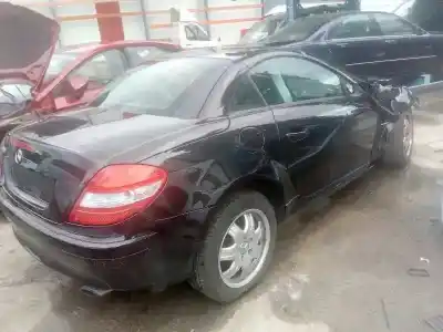 Scrapping Vehicle mercedes-benz clase slk (w171) roadster slk 200 kompressor of the year 2006 powered 271944