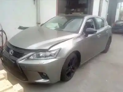 Sloopvoertuig LEXUS CT 200h van het jaar 2016 aangedreven 2ZRFXE