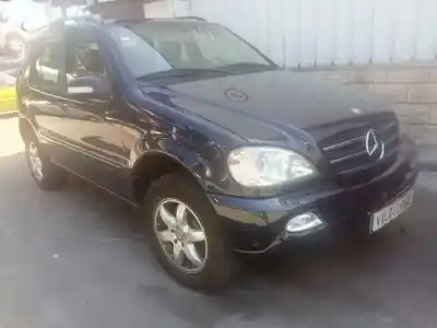 Здавання транспортного засобу mercedes-benz clase m (w163) 400 cdi (163.128) року 2002 потужний 628963