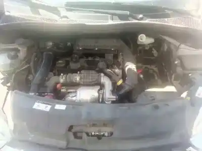 Veículo de Sucata peugeot 208 access do ano 2016 alimentado bh02
