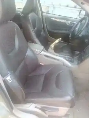 Здавання транспортного засобу volvo xc70 2.4 diesel cat року 2006 потужний d5244t