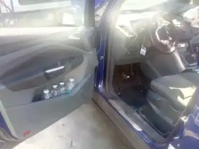 Здавання транспортного засобу ford c-max titanium року 2014 потужний m1da
