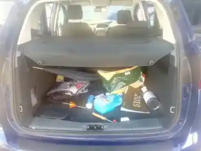 Здавання транспортного засобу ford c-max titanium року 2014 потужний m1da