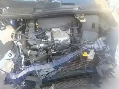Здавання транспортного засобу ford c-max titanium року 2014 потужний m1da