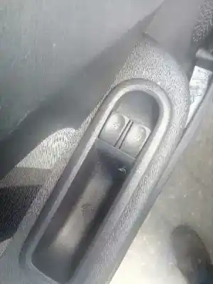 Veicolo di demolizione renault twingo emotion dell'anno 2014 alimentato d4f770