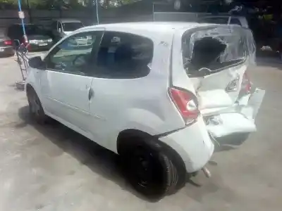 Veicolo di demolizione renault twingo emotion dell'anno 2014 alimentato d4f770