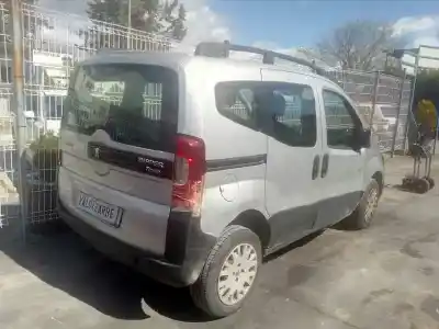 Véhicule à la ferraille peugeot bipper básico de l'année 2010 alimenté 8hs