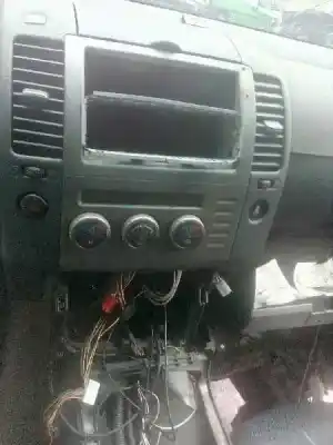 Здавання транспортного засобу nissan pathfinder (r51) 2.5 dci xe року 2008 потужний yd25ddti
