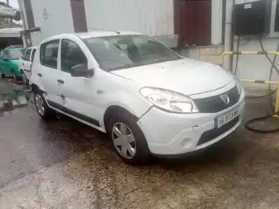 Scrapping Vehicle DACIA SANDERO II 1.5 dCi 75 / Blue dCi 75 (B8JW B8M4 B8AH B8M7 B8M6) of the year 2012 powered K9K892