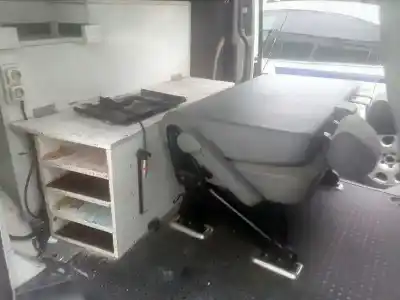 Verschrottungsfahrzeug volkswagen t5 transporter/furgoneta caja cerrada des jahres 2005 angetrieben axb