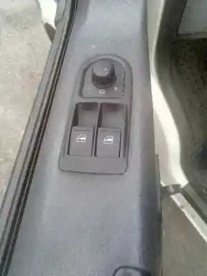 Verschrottungsfahrzeug volkswagen t5 transporter/furgoneta caja cerrada des jahres 2005 angetrieben axb