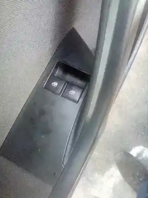 Veicolo di demolizione opel astra j lim. enjoy dell'anno 2011 alimentato a13dte