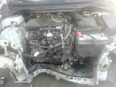 Sloopvoertuig toyota auris 1.6 d-4d cat van het jaar 2016 aangedreven n47c16a