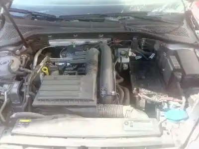 Здавання транспортного засобу volkswagen golf vii (5g1, bq1, be1, be2) 1.4 tsi року 2013 потужний cmba