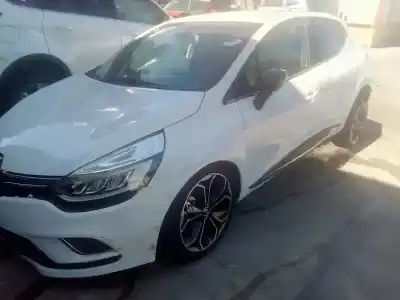 Vehicul casat RENAULT CLIO IV 0.9 al anului 2018 alimentat H4B408