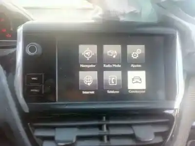 Veículo de Sucata peugeot 208 active do ano 2016 alimentado bh02