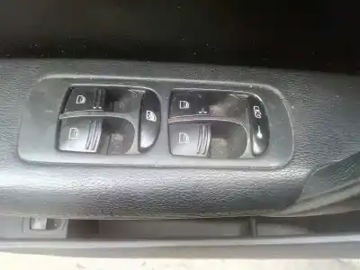 Здавання транспортного засобу porsche                                            cayenne (typ 9pa)                                                                                                                                                                                                                                          s року 2005 потужний m4800