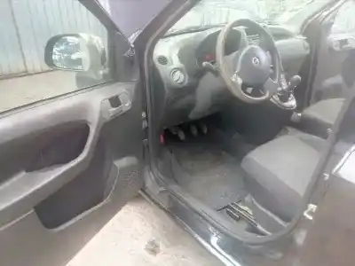 Veicolo di demolizione fiat panda (312_, 319_) 1.2 (312pxa1a) dell'anno 2011 alimentato 169a4000