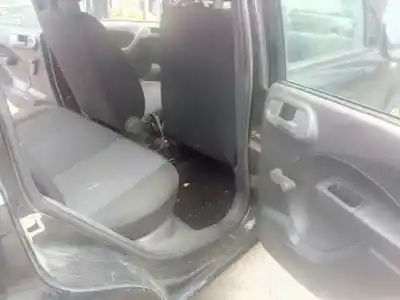 Veicolo di demolizione fiat panda (312_, 319_) 1.2 (312pxa1a) dell'anno 2011 alimentato 169a4000