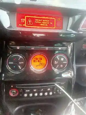 Véhicule à la ferraille citroen c3 1.4 hdi exclusive de l'année 2011 alimenté 8hr