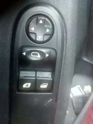Véhicule à la ferraille citroen c3 1.4 hdi exclusive de l'année 2011 alimenté 8hr