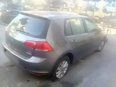Vehicul casat volkswagen golf vii lim. (5g1) business bluemotion tech. al anului 2015 alimentat clha