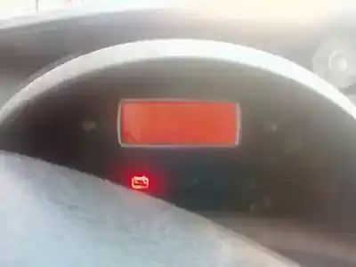 Здавання транспортного засобу citroen c8 2.0 hdi premier року 2008 потужний rhr