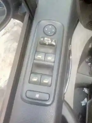 Здавання транспортного засобу citroen c8 2.0 hdi premier року 2008 потужний rhr