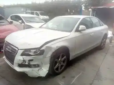 Здавання транспортного засобу audi a4 berlina (b8) básico року 2008 потужний caga