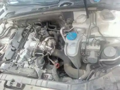 Здавання транспортного засобу audi a4 berlina (b8) básico року 2008 потужний caga