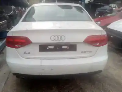 Здавання транспортного засобу audi a4 berlina (b8) básico року 2008 потужний caga