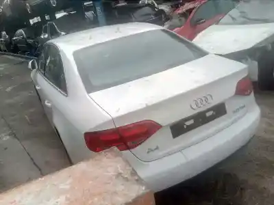 Здавання транспортного засобу audi a4 berlina (b8) básico року 2008 потужний caga