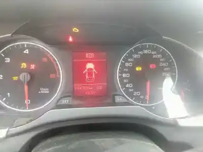 Здавання транспортного засобу audi a4 berlina (b8) básico року 2008 потужний caga