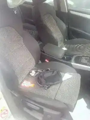 Здавання транспортного засобу audi a4 berlina (b8) básico року 2008 потужний caga