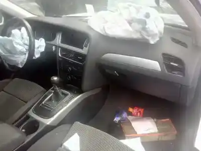 Здавання транспортного засобу audi a4 berlina (b8) básico року 2008 потужний caga