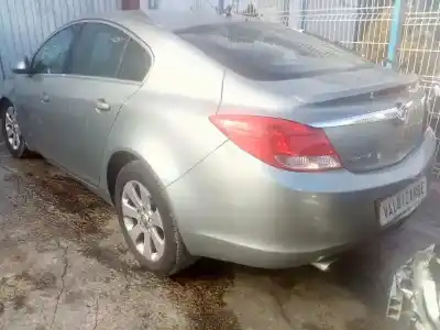 Veicolo di demolizione opel insignia berlina cosmo dell'anno 2010 alimentato a20dth