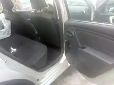 Veicolo di demolizione dacia sandero 1.6 mpi 85 (bs03) dell'anno 2011 alimentato k7m800